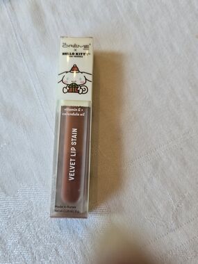Hello Kitty Velvet Lip Stain - Brown Shade